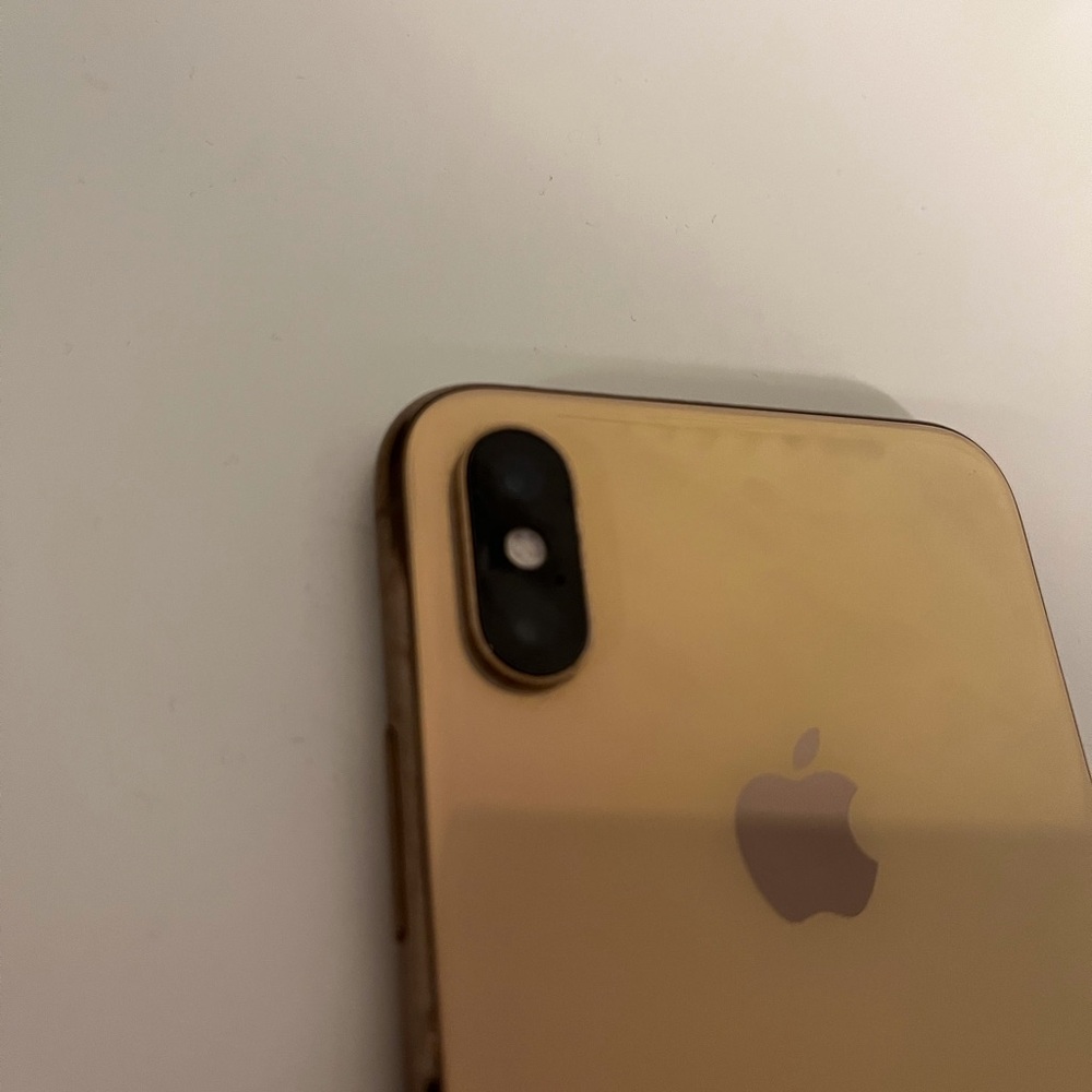 Unlocked iPhone XS Rose Gold 256G - Picture 3 of 8
